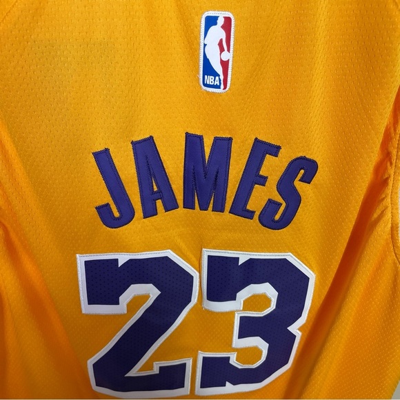Lebron James Lakers Jersey 23 NWT - Picture 6 of 8